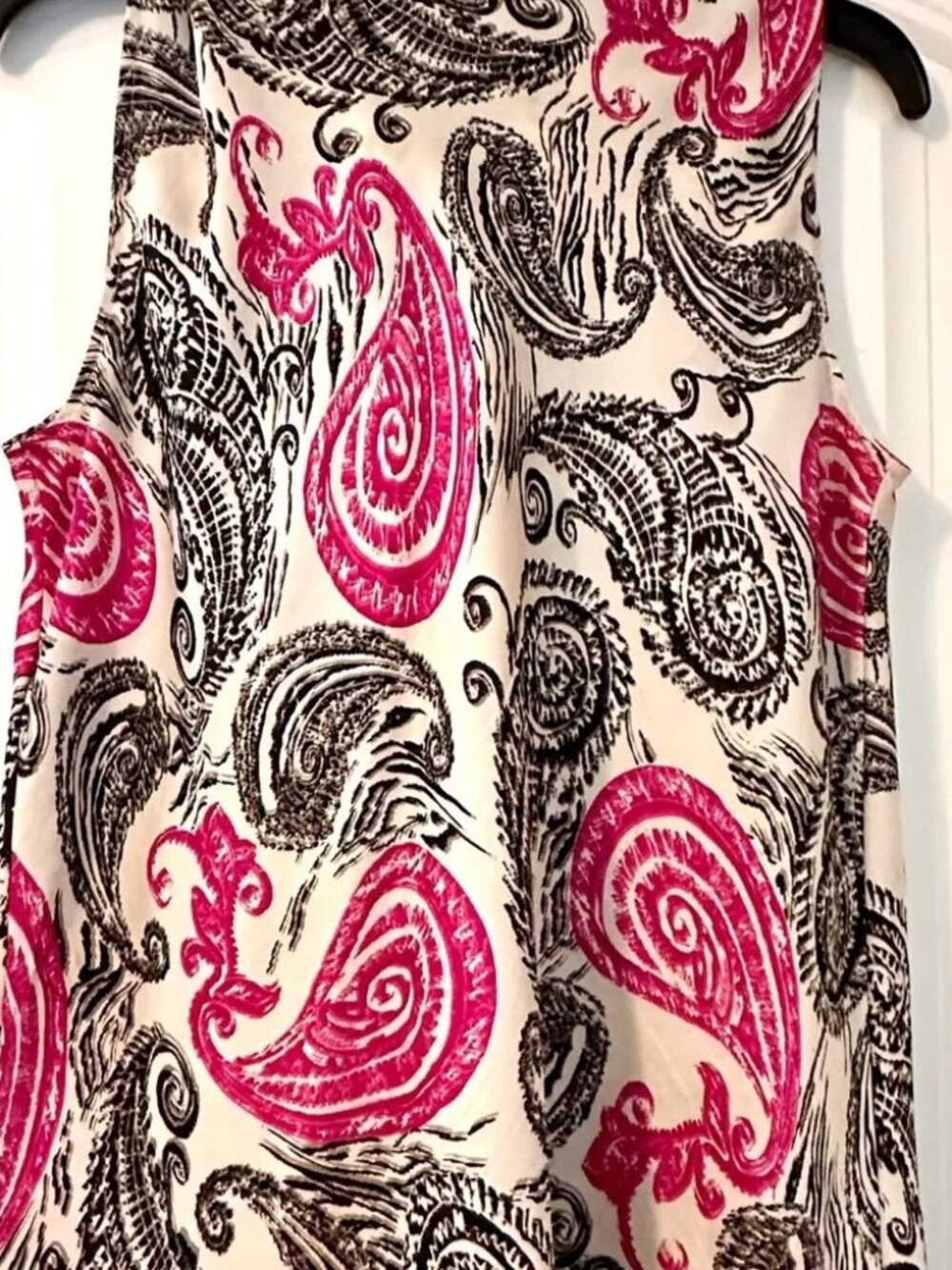 Nine West Sleeveless Paisley Tie Neck Blouse Pink Black Ivory Large - Like New! - Picture 3 of 5